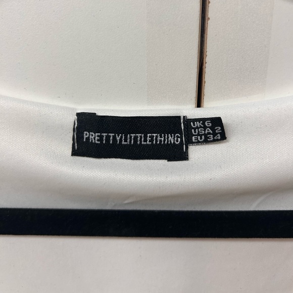 Pretty Little Thing Ruched Cutout Dress - Picture 3 of 3